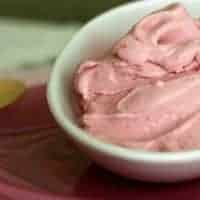 Yummy Raspberry Keto Ice Cream