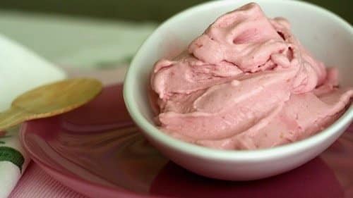 Yummy Raspberry Keto Ice Cream