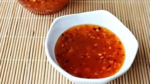 Tangy Keto-Friendly Asian Sweet Chili Sauce