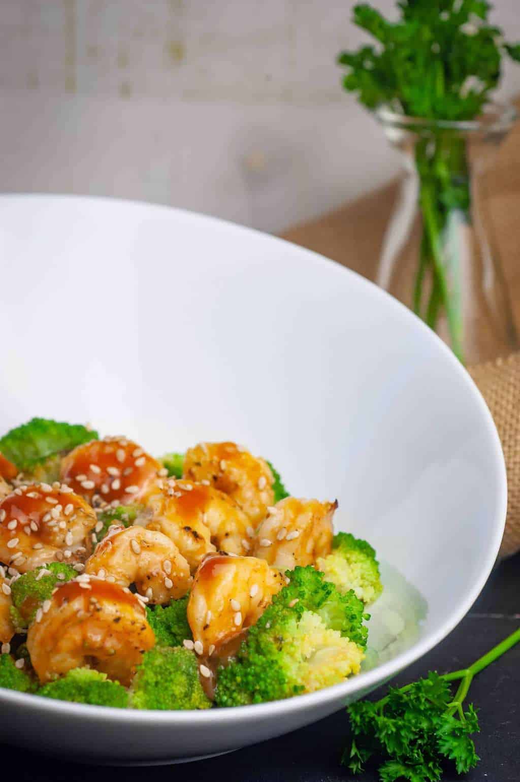 Low-Carb General Tso's Shrimp and Broccoli