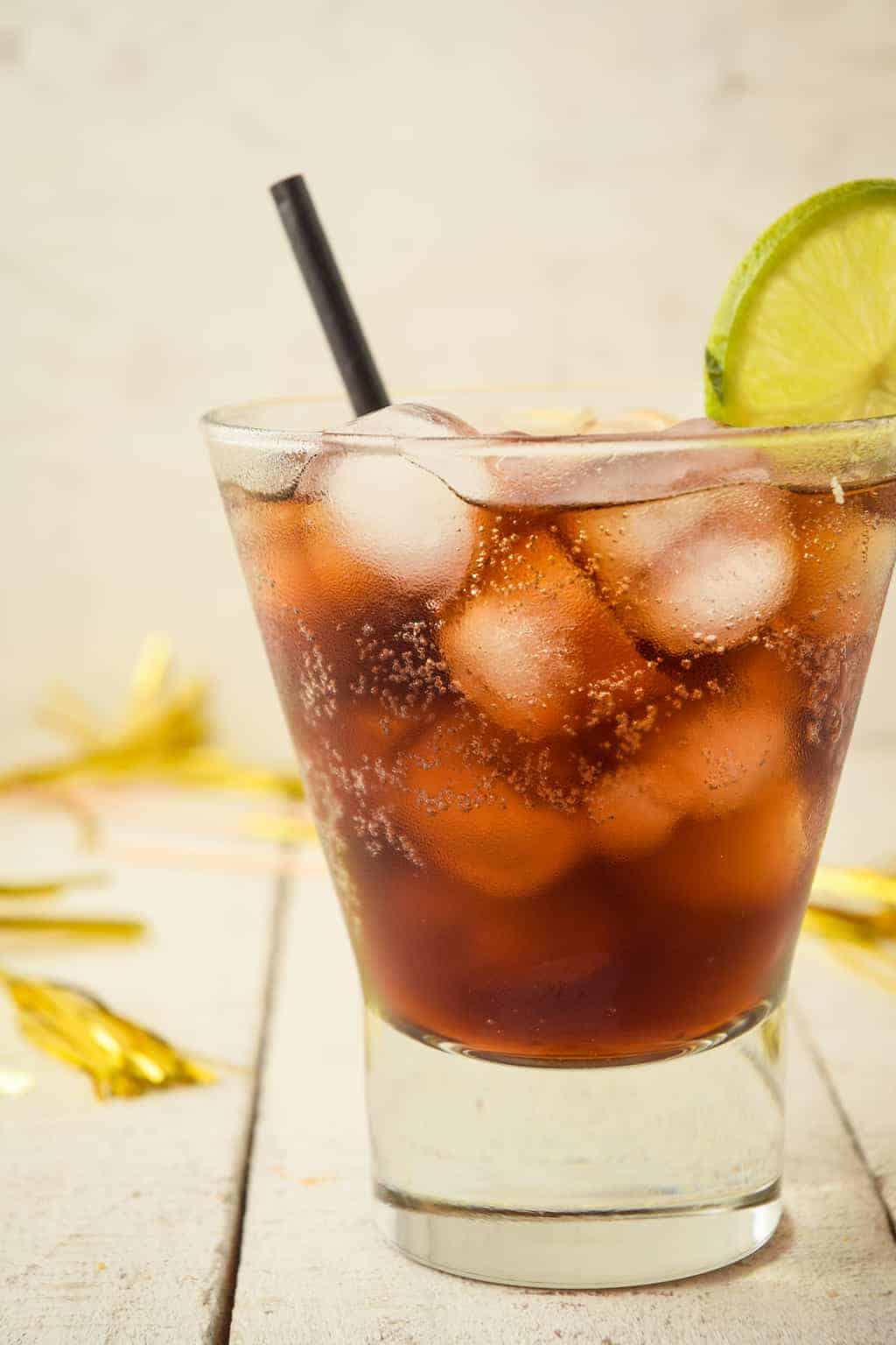 Keto-Friendly Rum and Coke