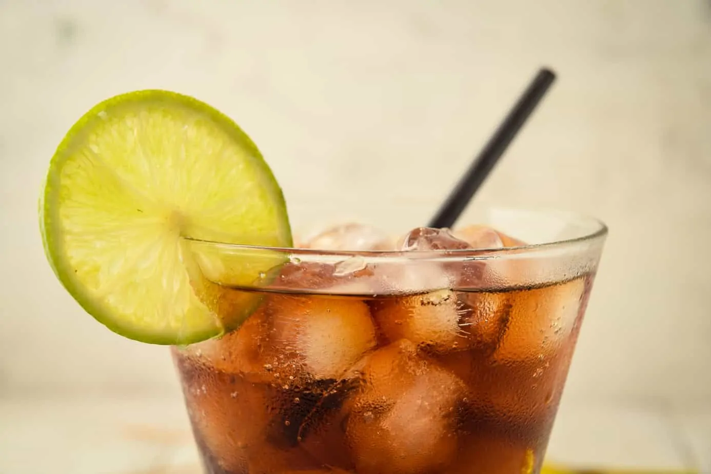 Keto-Friendly Rum and Coke